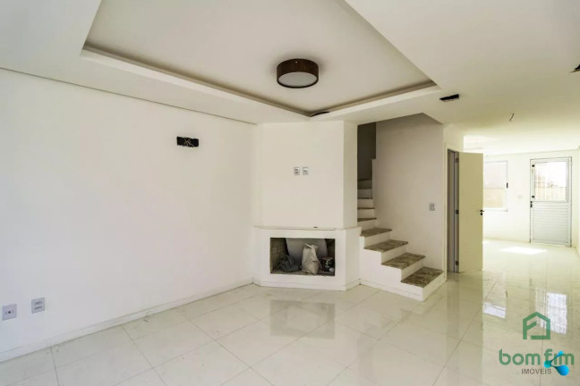 Imagem Casa com 3 Quartos à Venda, 180 m² em Guarujá - Porto Alegre Imagem Casa com 3 Quartos à Venda, 180 m² em Guarujá - Porto Alegre