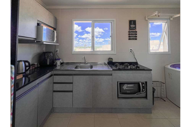 Imagem Apartamento com 2 Quartos à Venda, 48 m² em Olaria - Canoas