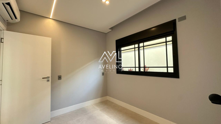 Imagem Sobrado com 4 Quartos à Venda, 300 m² em Vila Carlota - Campo Grande Imagem Sobrado com 4 Quartos à Venda, 300 m² em Vila Carlota - Campo Grande