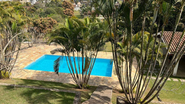 Imagem Casa com 3 Quartos à Venda,  em Jardim Estância Brasil - Atibaia