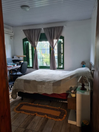 Imagem Casa com 4 Quartos à Venda, 170 m² em Parque Santa Fé - Porto Alegre Imagem Casa com 4 Quartos à Venda, 170 m² em Parque Santa Fé - Porto Alegre