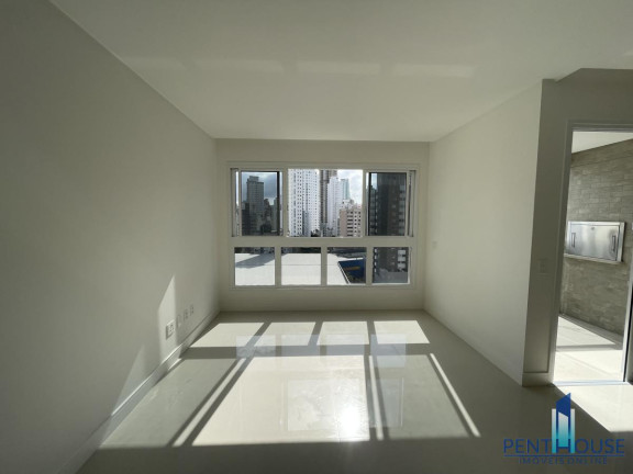 Imagem Apartamento com 3 Quartos à Venda, 120 m² em Centro - Balneário Camboriú