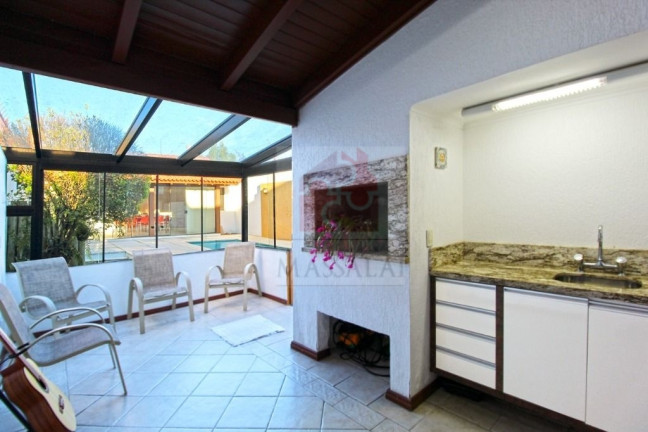 Imagem Casa com 4 Quartos à Venda, 300 m² em Aberta Dos Morros - Porto Alegre Imagem Casa com 4 Quartos à Venda, 300 m² em Aberta Dos Morros - Porto Alegre