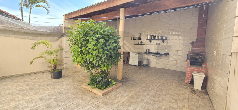 Casa com 2 Quartos à Venda, 198 m² em Bopiranga - Itanhaém