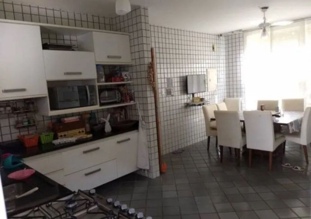 Imagem Casa com 5 Quartos à Venda, 237 m² em Jaguaribe - Salvador Imagem Casa com 5 Quartos à Venda, 237 m² em Jaguaribe - Salvador