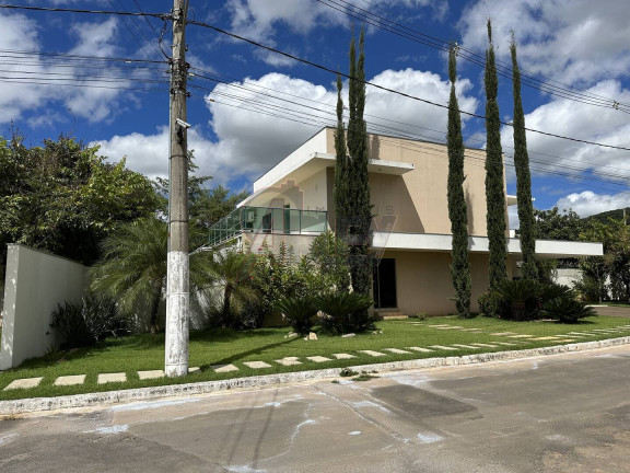 Casa com 4 Quartos à Venda, 360 m² em Ibituruna - Montes Claros
