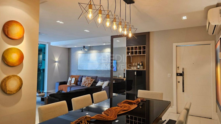 Imagem Apartamento com 3 Quartos à Venda, 177 m² em Centro - Balneário Camboriú
