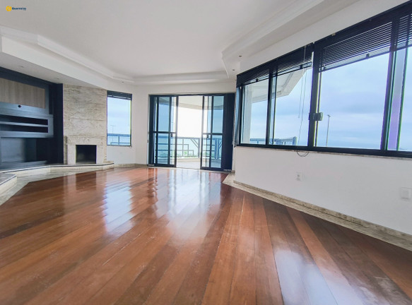 Imagem Apartamento com 3 Quartos à Venda, 216 m² em Agronômica - Florianópolis Imagem Apartamento com 3 Quartos à Venda, 216 m² em Agronômica - Florianópolis