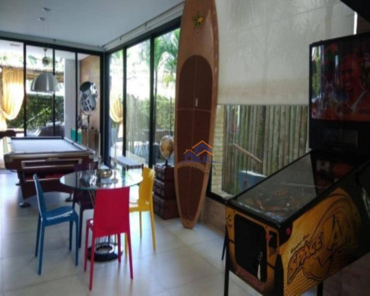 Imagem Casa com 10 Quartos à Venda, 802 m² em Frade (cunhambebe) - Angra Dos Reis