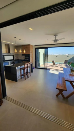 Imagem Casa com 4 Quartos à Venda, 321 m² em Condomínio Belvedere Ii - Cuiabá