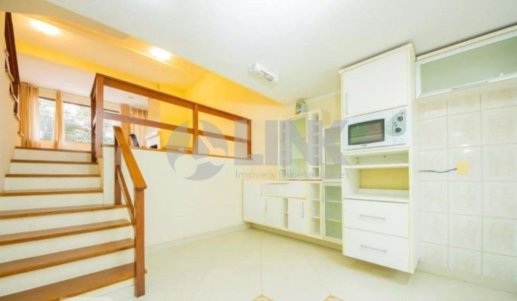 Imagem Casa com 2 Quartos à Venda, 131 m² em Cristo Redentor - Porto Alegre