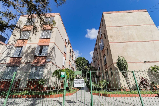 Imagem Imóvel com 1 Quarto à Venda, em Jardim Itu - Porto Alegre Imagem Imóvel com 1 Quarto à Venda, em Jardim Itu - Porto Alegre