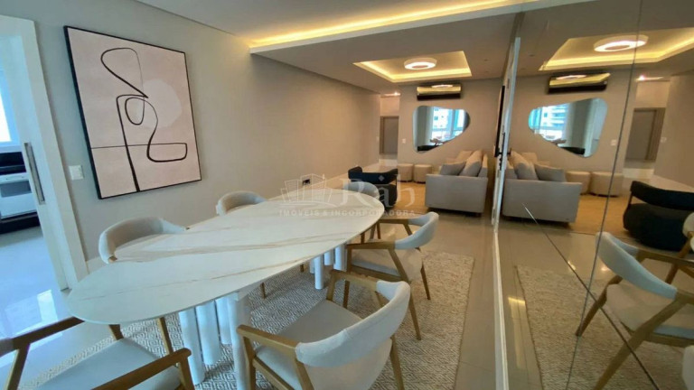 Imagem Apartamento com 3 Quartos à Venda, 138 m² em Centro - Balneário Camboriú