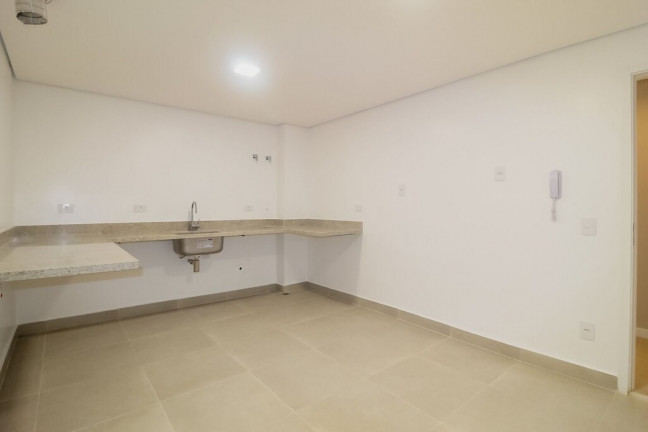 Imagem Imóvel com 3 Quartos à Venda, 128 m² em Copacabana - Rio De Janeiro Imagem Imóvel com 3 Quartos à Venda, 128 m² em Copacabana - Rio De Janeiro