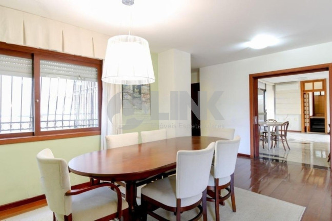 Imagem Casa com 3 Quartos à Venda, 280 m² em Chácara Das Pedras - Porto Alegre
