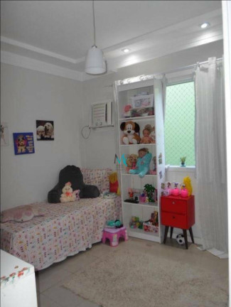 Imagem Casa com 5 Quartos à Venda, 296 m² em Campo Grande - Rio De Janeiro Imagem Casa com 5 Quartos à Venda, 296 m² em Campo Grande - Rio De Janeiro