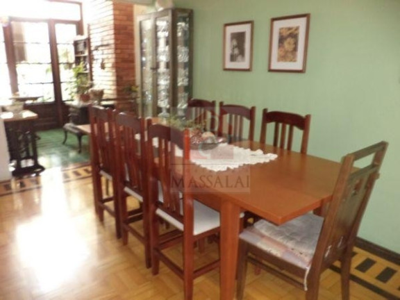 Imagem Casa com 3 Quartos à Venda, 151 m² em Santana - Porto Alegre
