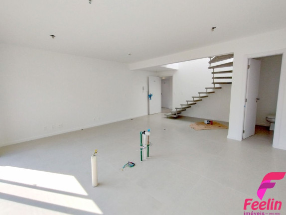 Apartamento com 2 Quartos à Venda, 77 m² em Campeche - Florianópolis