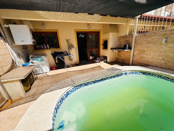 Imagem Casa com 3 Quartos à Venda, 215 m² em Hípica - Porto Alegre