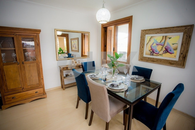 Imagem Imóvel com 3 Quartos à Venda, 260 m² em Jardim Itu - Porto Alegre Imagem Imóvel com 3 Quartos à Venda, 260 m² em Jardim Itu - Porto Alegre