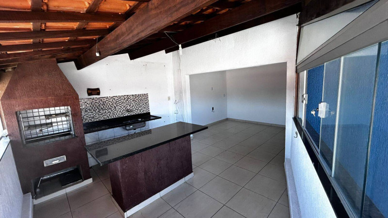 Imagem Sobrado com 4 Quartos à Venda, 218 m² em Vila Areao - Taubaté