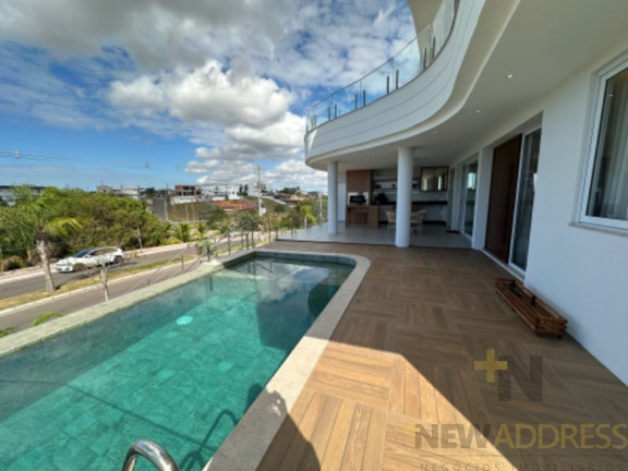 Imagem Casa com 5 Quartos à Venda,  em Santa Paula I - Vila Velha