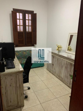 Imagem Casa com 4 Quartos à Venda, 244 m² em Centro - Paraíba Do Sul Imagem Casa com 4 Quartos à Venda, 244 m² em Centro - Paraíba Do Sul