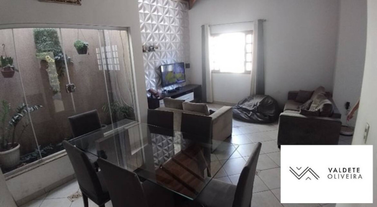 Casa com 3 Quartos à Venda, 300 m² em Jardim Satélite - São José Dos Campos