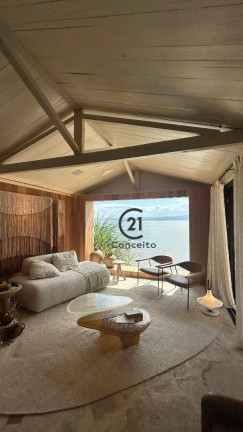 Apartamento com 3 Quartos à Venda, 216 m² em João Paulo - Florianópolis