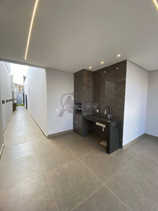Imagem Casa com 3 Quartos à Venda, 290 m² em Ibituruna - Montes Claros