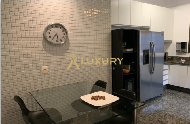 Imagem Imóvel com 4 Quartos à Venda, 201 m² em Lourdes - Belo Horizonte