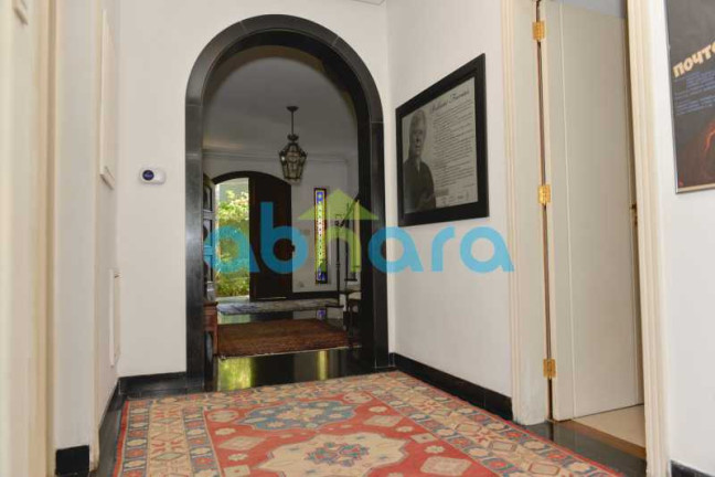 Imagem Casa com 4 Quartos à Venda, 750 m² em Cosme Velho - Rio De Janeiro Imagem Casa com 4 Quartos à Venda, 750 m² em Cosme Velho - Rio De Janeiro