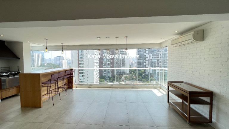 Apartamento com 2 Quartos à Venda, 138 m² em Brooklin Paulista - São Paulo
