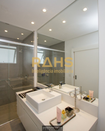 Imagem Apartamento com 3 Quartos à Venda, 223 m² em Atiradores - Joinville Imagem Apartamento com 3 Quartos à Venda, 223 m² em Atiradores - Joinville