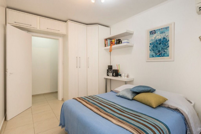Imagem Apartamento com 2 Quartos à Venda, 6.800 m² em São João - Porto Alegre