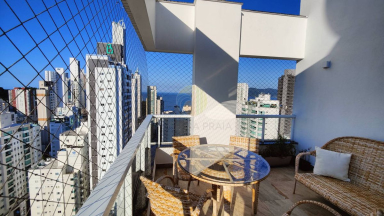 Imagem Apartamento com 3 Quartos à Venda, 236 m² em Pioneiros - Balneário Camboriú Imagem Apartamento com 3 Quartos à Venda, 236 m² em Pioneiros - Balneário Camboriú