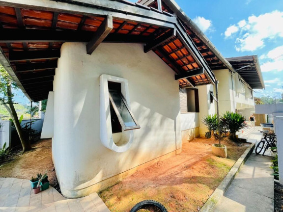 Imagem Casa com 4 Quartos à Venda, 460 m² em Ponta Aguda - Blumenau
