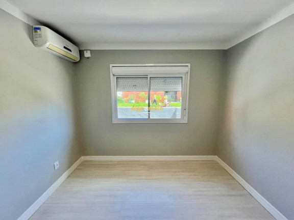Imagem Casa com 3 Quartos à Venda, 146 m² em Centro - Xangri-lá