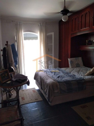 Imagem Sobrado com 3 Quartos à Venda, 330 m² em Vila Mazzei - São Paulo