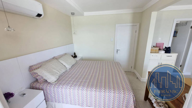 Imagem Apartamento com 4 Quartos à Venda, 156 m² em Barra Norte - Balneário Camboriú Imagem Apartamento com 4 Quartos à Venda, 156 m² em Barra Norte - Balneário Camboriú