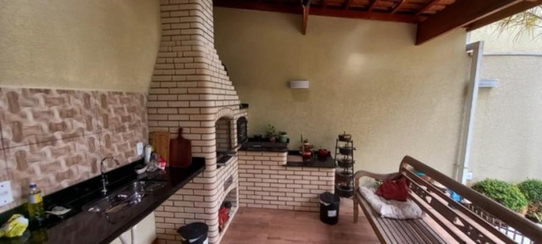 Imagem Casa com 3 Quartos à Venda, 200 m² em Jardim Maristela - Atibaia Imagem Casa com 3 Quartos à Venda, 200 m² em Jardim Maristela - Atibaia