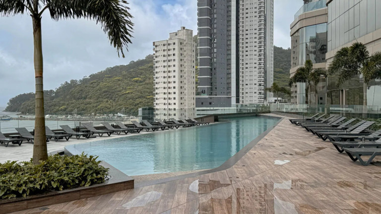 Imagem Apartamento com 3 Quartos à Venda, 160 m² em Pioneiros - Balneário Camboriú Imagem Apartamento com 3 Quartos à Venda, 160 m² em Pioneiros - Balneário Camboriú