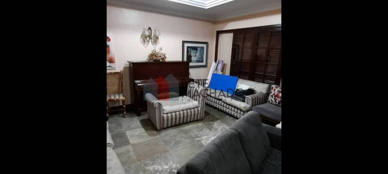 Imagem Casa com 5 Quartos à Venda, 212 m² em Alto - Teresópolis