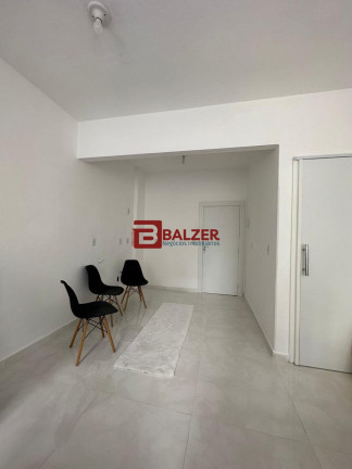 Apartamento com 1 Quarto à Venda, 32 m² em Centro - Florianópolis