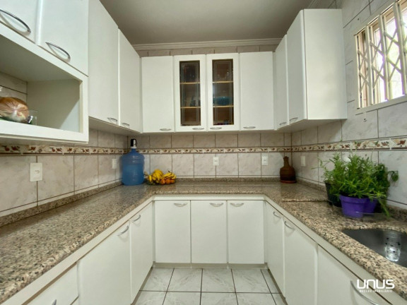 Imagem Casa com 4 Quartos à Venda, 298 m² em Campinas - São José Imagem Casa com 4 Quartos à Venda, 298 m² em Campinas - São José