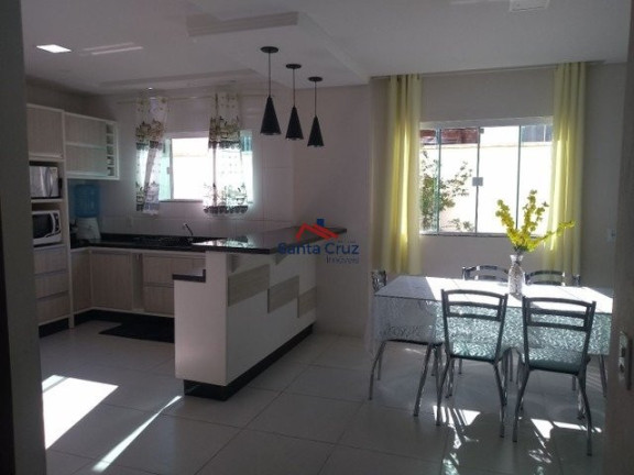 Sobrado com 4 Quartos à Venda, 225 m² em São João Do Rio Vermelho - Florianópolis