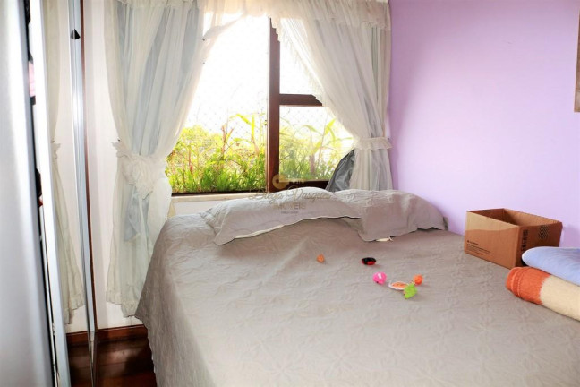 Imagem Casa com 5 Quartos à Venda, 130 m² em Iucas - Teresópolis