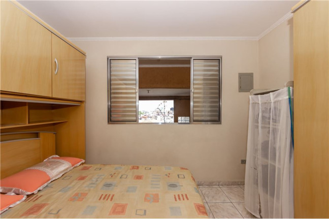 Imagem Casa com 4 Quartos à Venda, 175 m² em Jardim Taipas - São Paulo