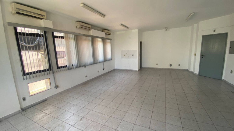 Imóvel Comercial para Alugar, 55 m² em Gonzaga - Santos