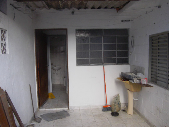 Imagem Casa com 2 Quartos à Venda, 70 m² em Conjunto Residencial Trinta E Um De Marco - São José Dos Campos